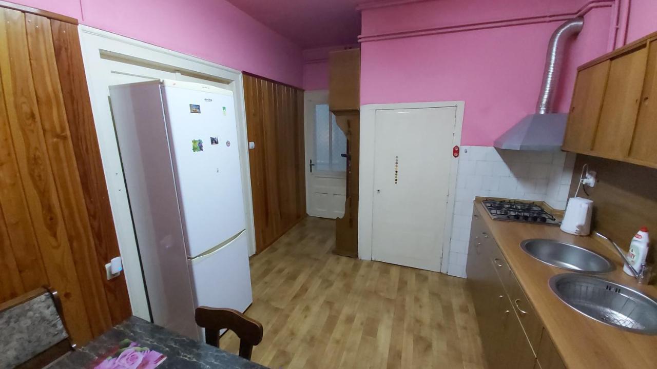 - Centrul Vechi Brașov
